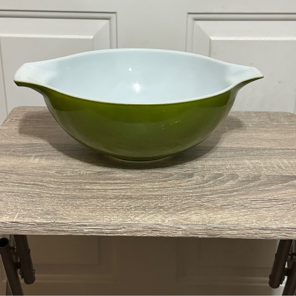 Vintage Pyrex 444 Verde Olive Green 4 Qt Cinderella Casserole Bowl w/ Handles